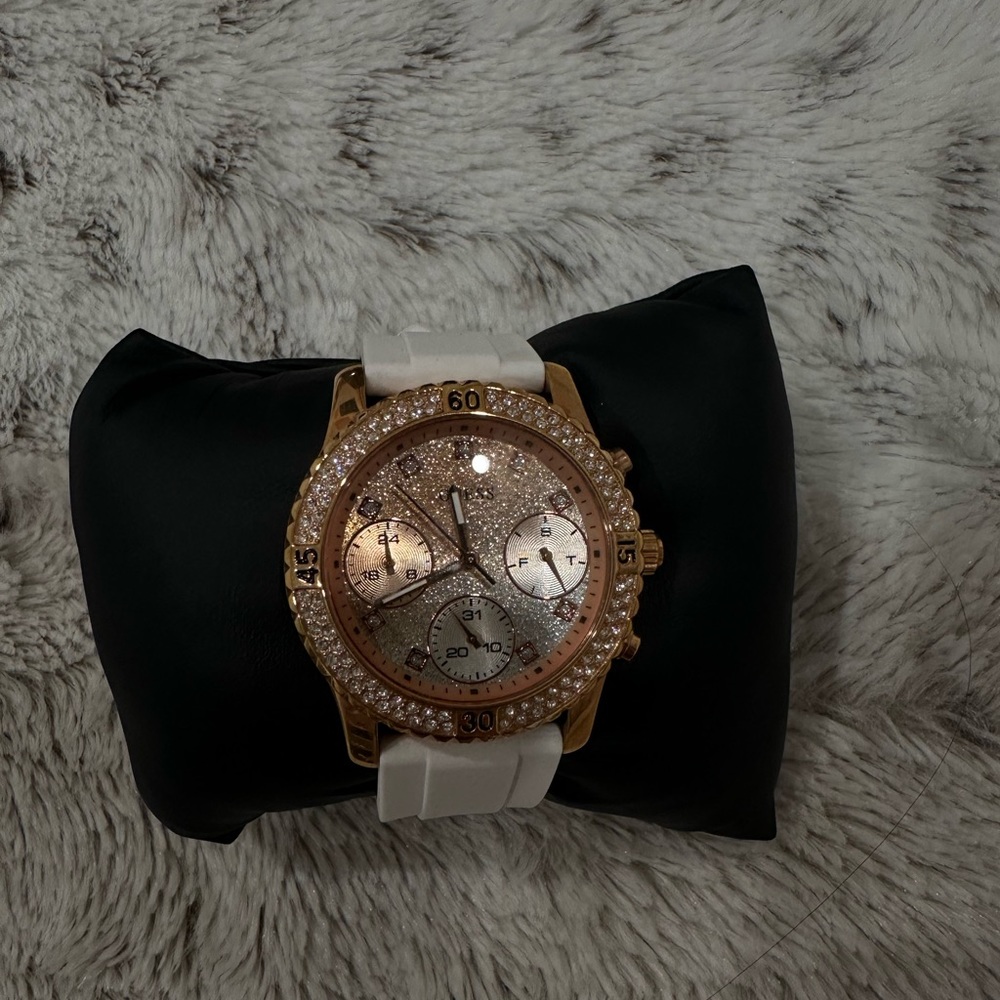 Guess watch